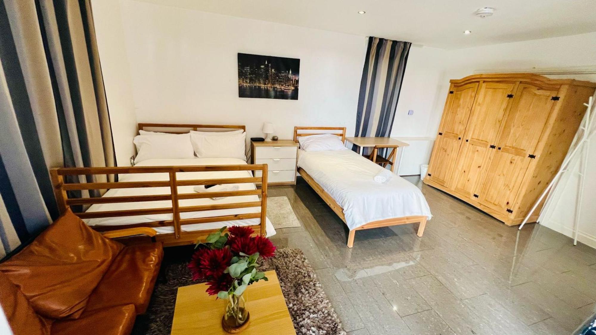 City View Sunset Luxurious Apartment In London Zone-1 Including One Family Twin Room With Its Own Stunning Private Terrace 外观 照片