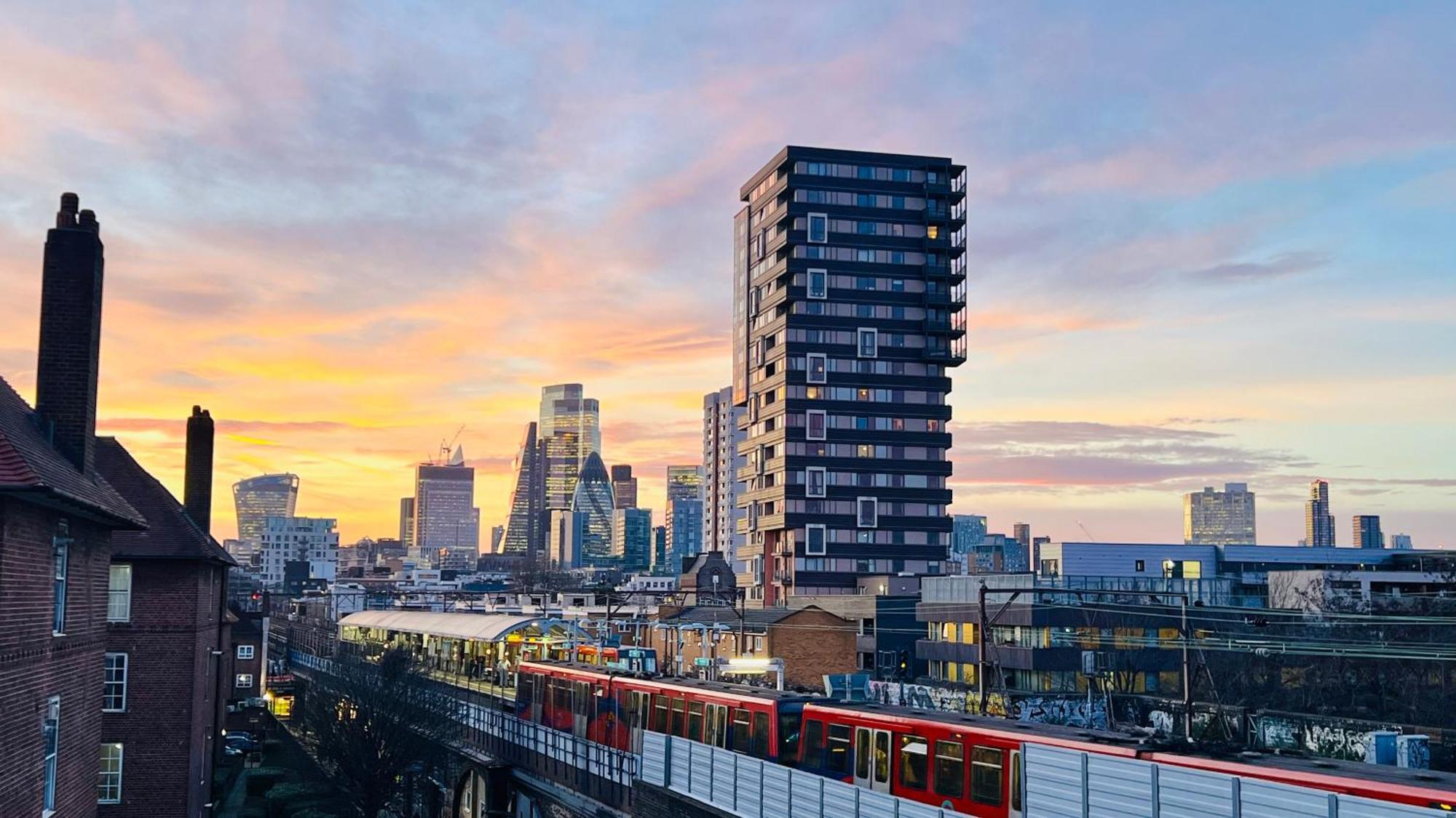City View Sunset Luxurious Apartment In London Zone-1 Including One Family Twin Room With Its Own Stunning Private Terrace 外观 照片